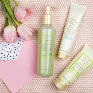 Mary Kay Satin Hands Pampering Set